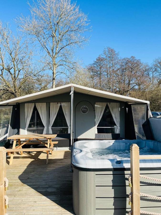 Salmon Villa Nantmel Eksteriør bilde